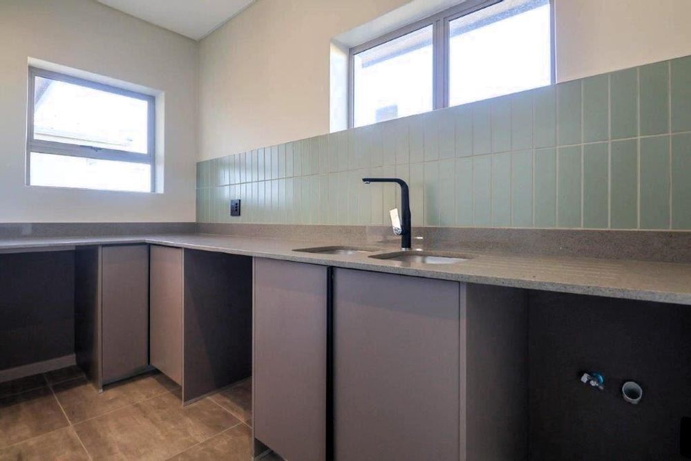 Laundry/Scullery 