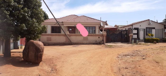 Property #2184353, House for sale in Soshanguve L