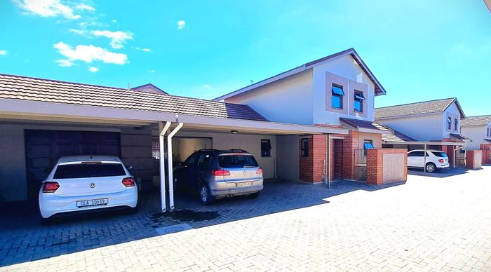Property #2194318, Townhouse for sale in Universitas