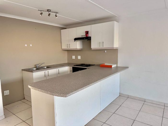 Property #2158185, Apartment for sale in Okahandja Central