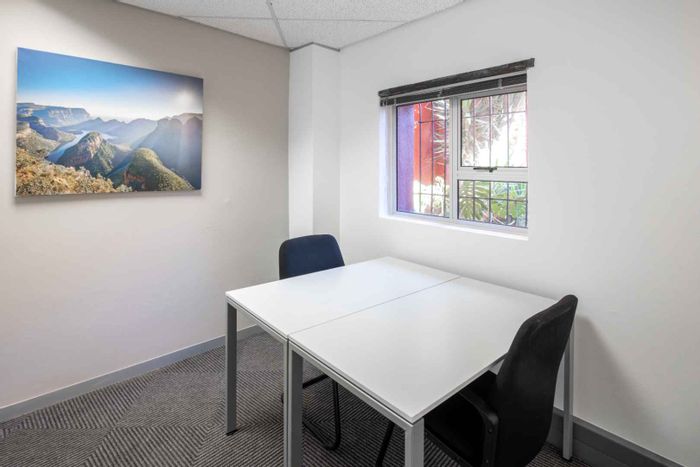 Office To Rent in Nelspruit Central: 25 sqm private space, shared amenities, flexible terms.