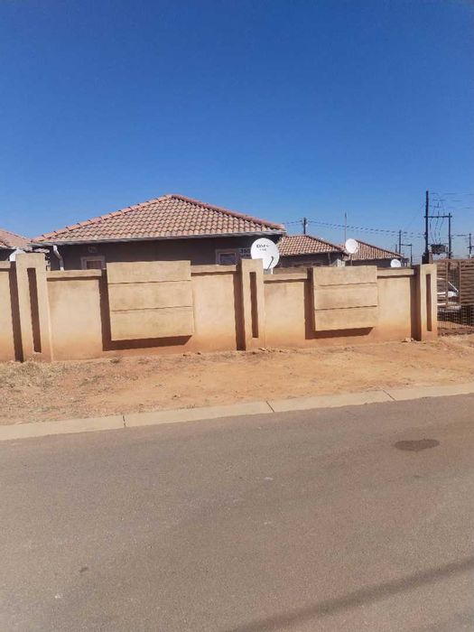Property #2264003, House for sale in Mamelodi East