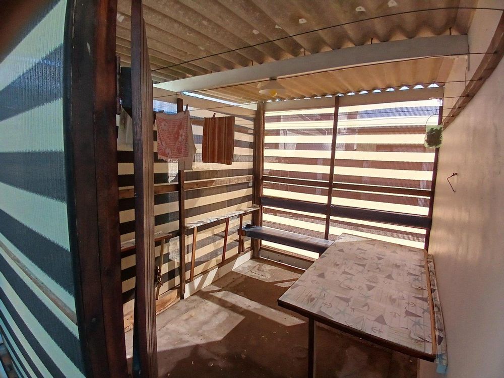 An additional under roof Area!