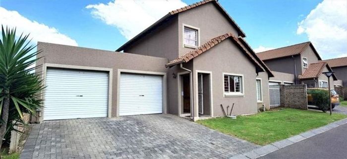 Property #2237893, Cluster for sale in Benoni Ah