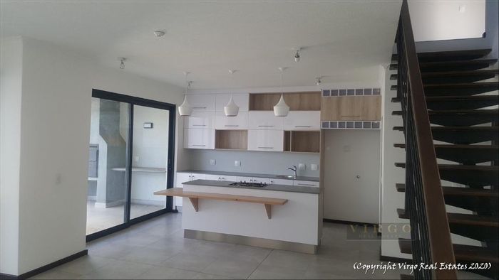 Kleine Kuppe Apartment To Rent: Three bedrooms, study nook, outdoor space, double garage.