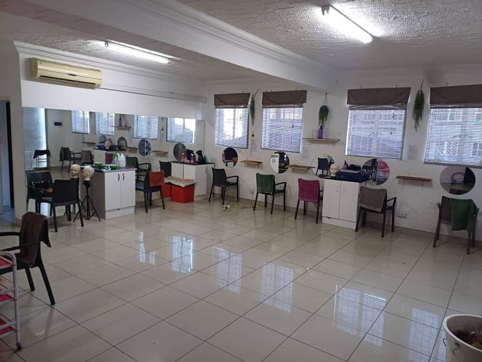 Property #2387687, Retail Rental Monthly in Southern Industrial Area
