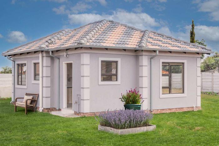 Selcourt House For Sale: 3 Bedrooms, secure estate, customizable options, near amenities.