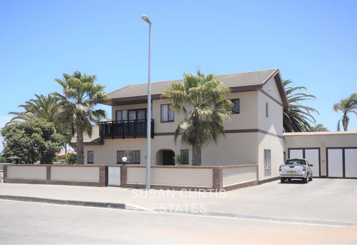 Property #1918852, House for sale in Swakopmund Central