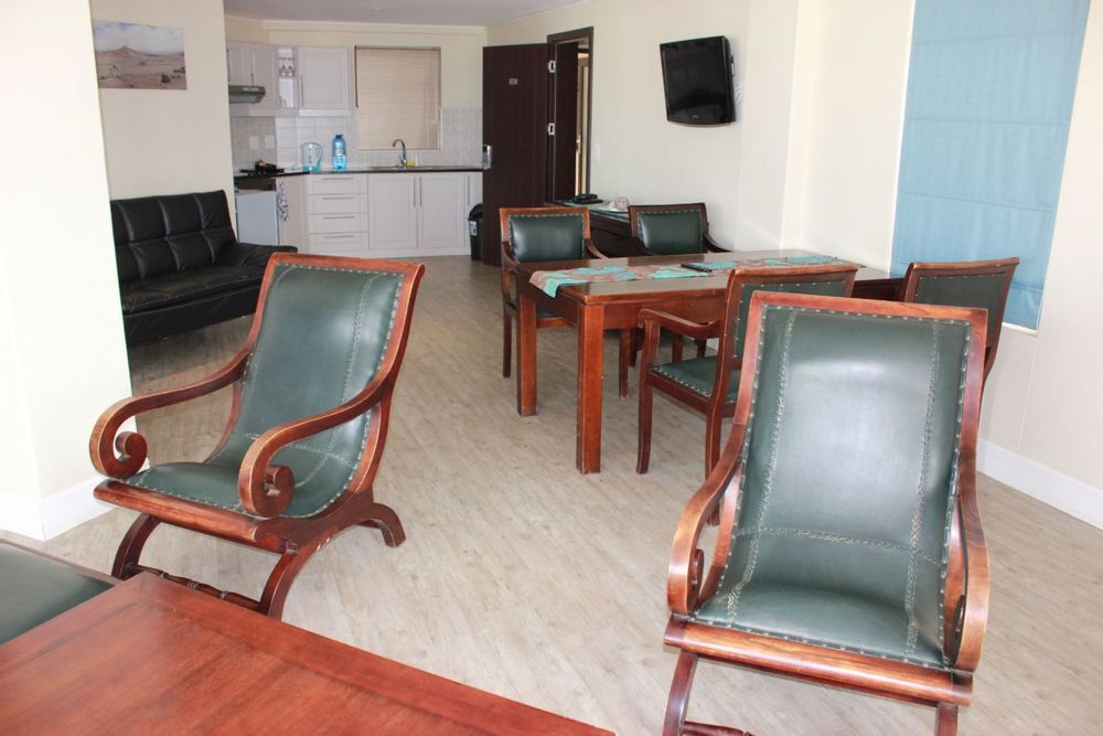 open plan,kitchen and lounge