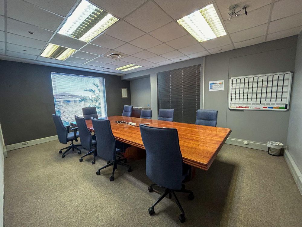 5 Holwood Park, Umhlanga, Office Rental. Holwood Crescent - Boardroom