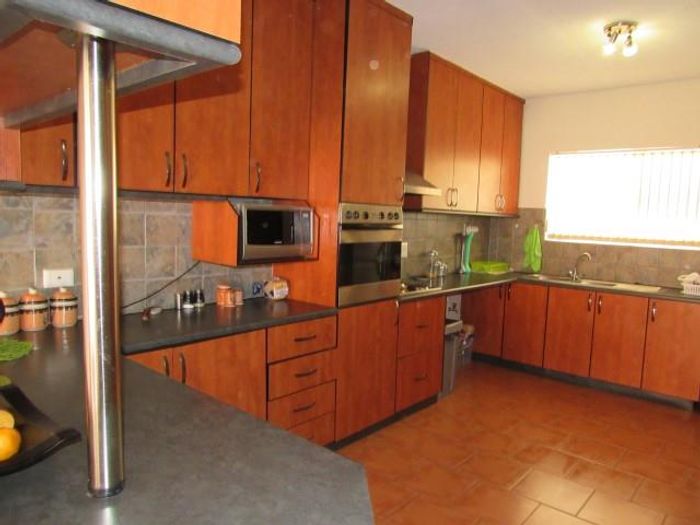 Property #2005063, Apartment For Sale in Vogelstrand