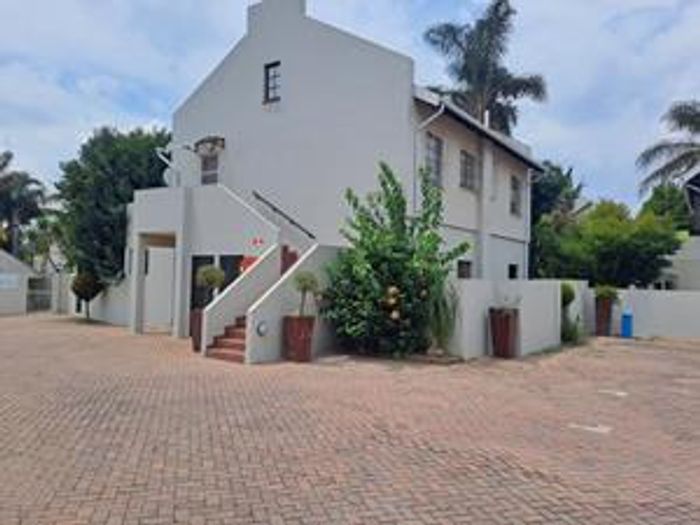 Property #2218386, Apartment rental monthly in Sandown