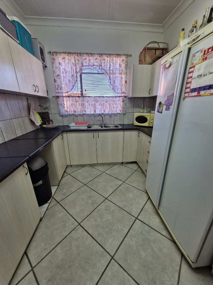 Space for washing machine or dishwasher