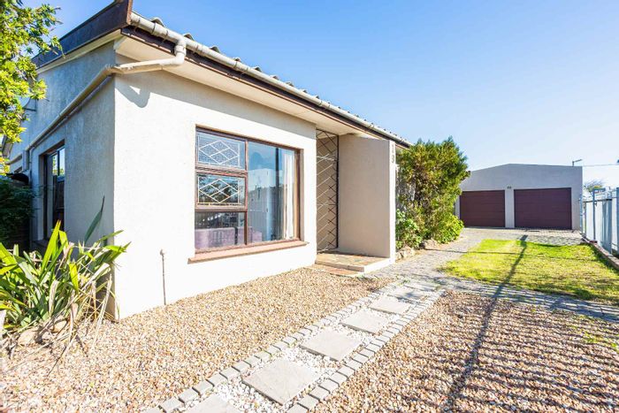 Modern 4-Bedroom House in Peerless Park North with Inverter and Braai Room For Sale