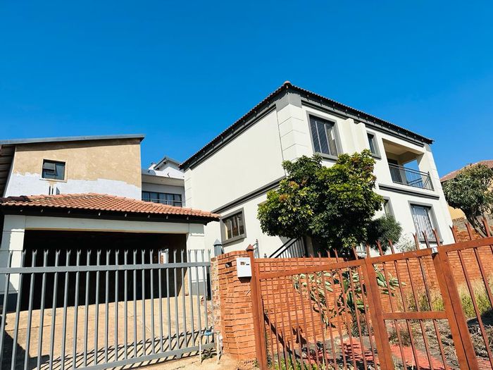 Property #2170787, House for sale in Atteridgeville