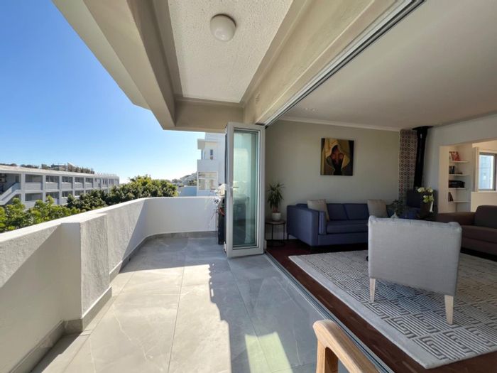 Property #2268301, Apartment for sale in Sea Point