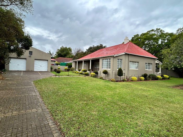 Charming Cape Dutch House for Sale in Vryheid Central