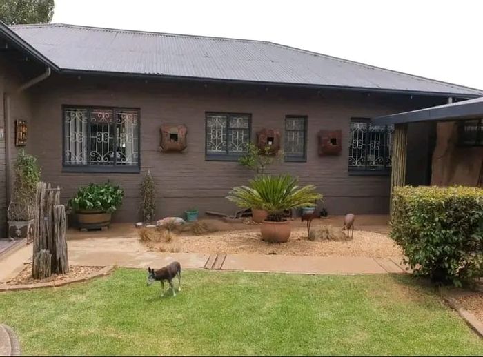 Property #2269607, House for sale in Carletonville Central