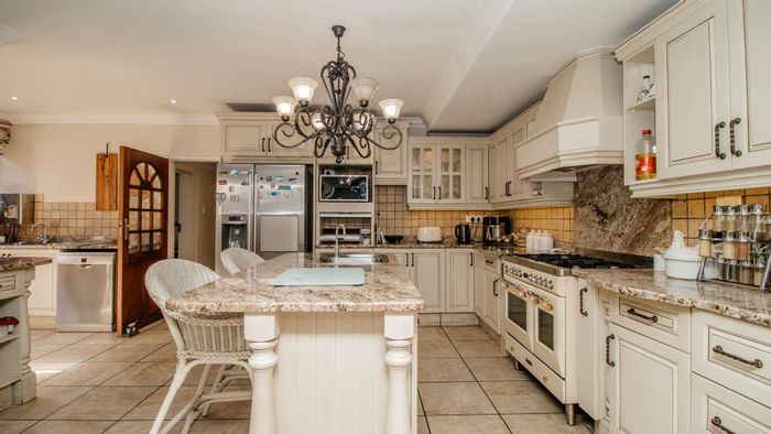 Lakefield House For Sale: 3 beds, pool, snooker room, expansive gardens, office space.