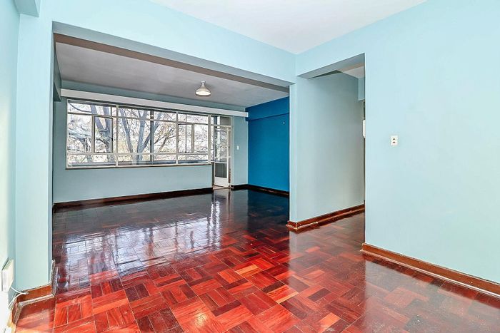 Cyrildene Apartment For Sale: One-bedroom, secure parking, enclosed patio, pet-friendly.
