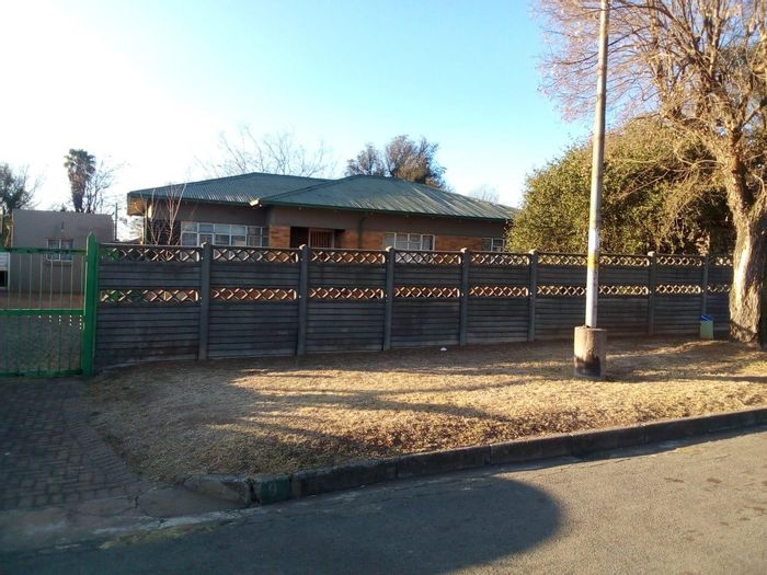 For Sale: House in Kempton Park Ext 2 with rental income, backyard potential.