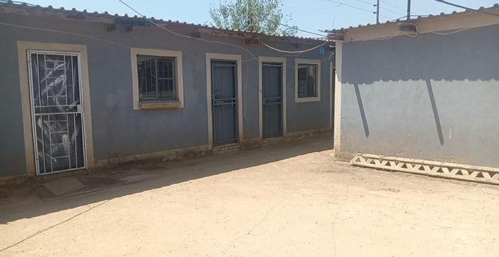 Property #2331123, House For Sale in Mamelodi East