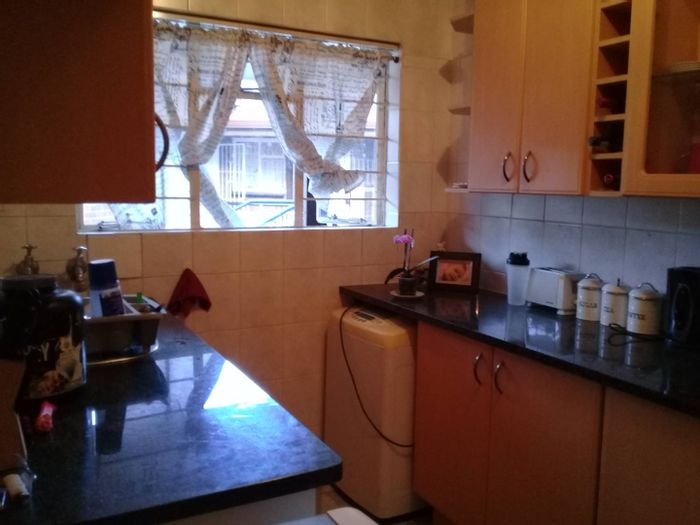 Property #2169470, Apartment rental monthly in Eastleigh