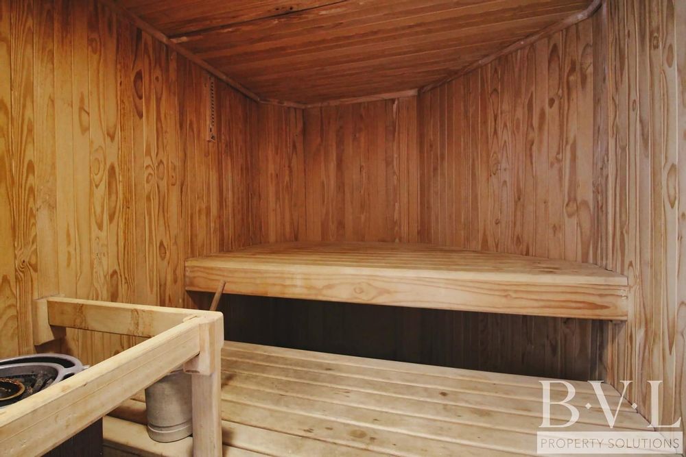 Fitted Sauna