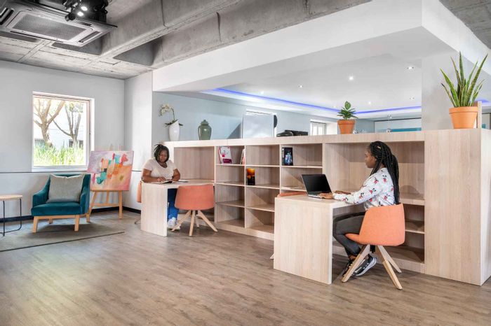 Rivonia Office To Rent: Private office, common area, networking events, global access.