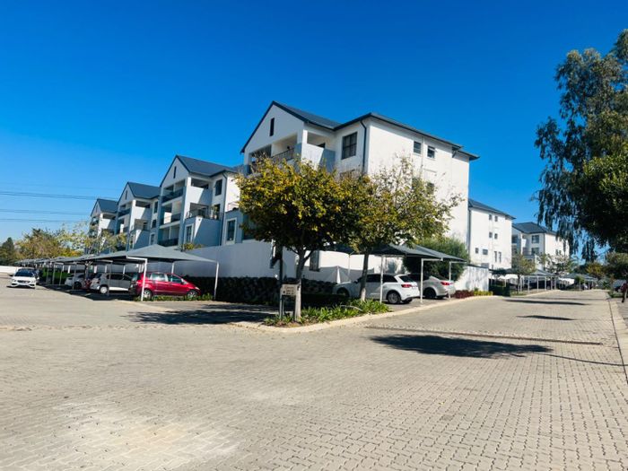 Property #2153389, Apartment for sale in Bryanston