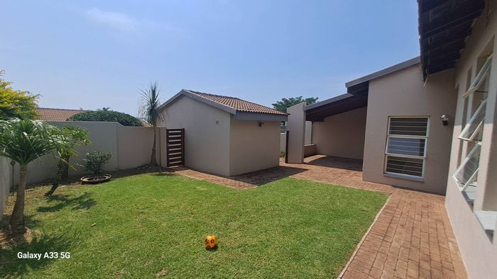 Property #2219644, Townhouse rental monthly in Buccleuch