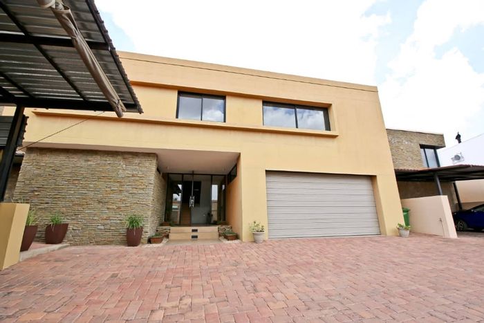 Property #1870876, House for sale in Windhoek Central