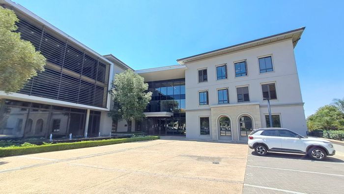 Property #2221364, Office rental monthly in Fourways