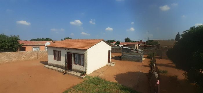 Property #2091916, House for sale in Soshanguve X