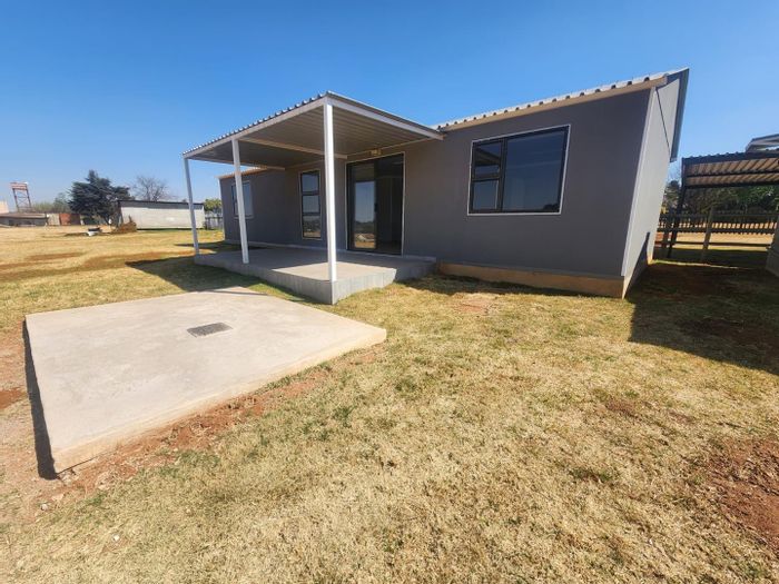 Cottage To Rent in Benoni North AH: 3 beds, garden, close to amenities.