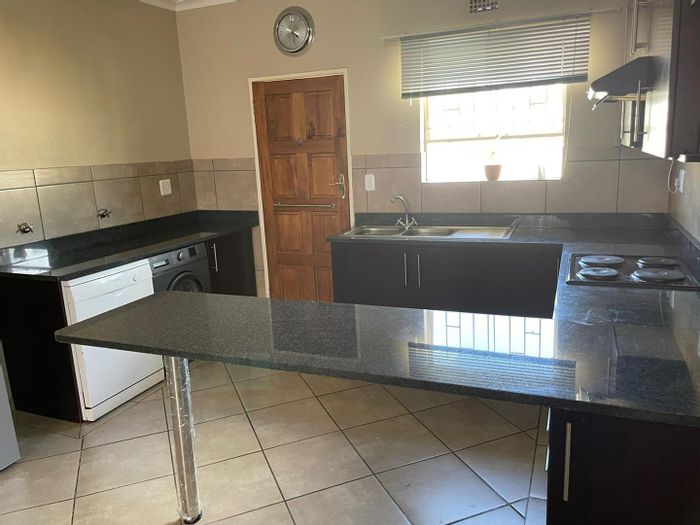 Property #2239252, Townhouse rental monthly in Riversdale