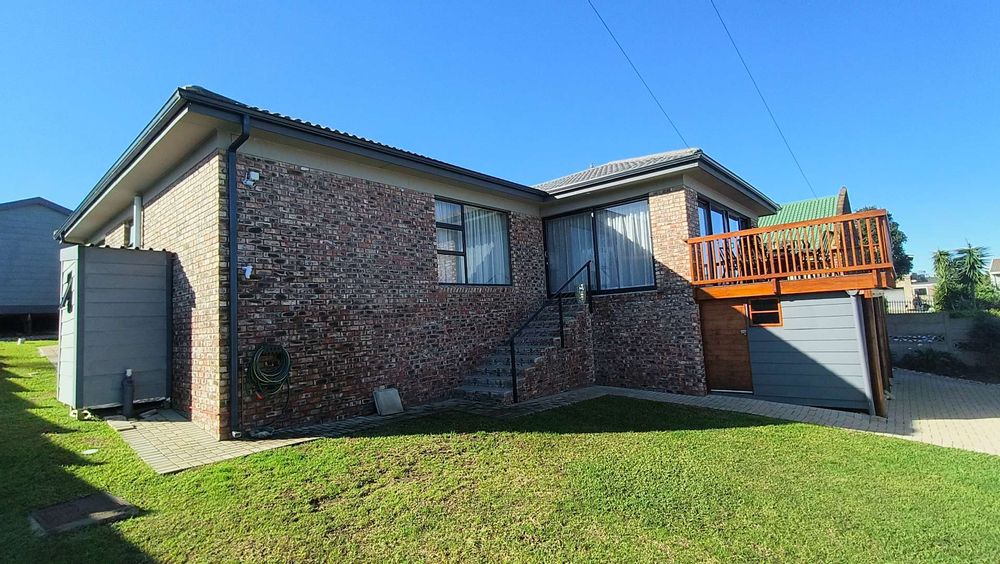 House from the outside and garden