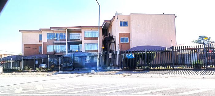 Property #2259170, Apartment for sale in Witpoortjie