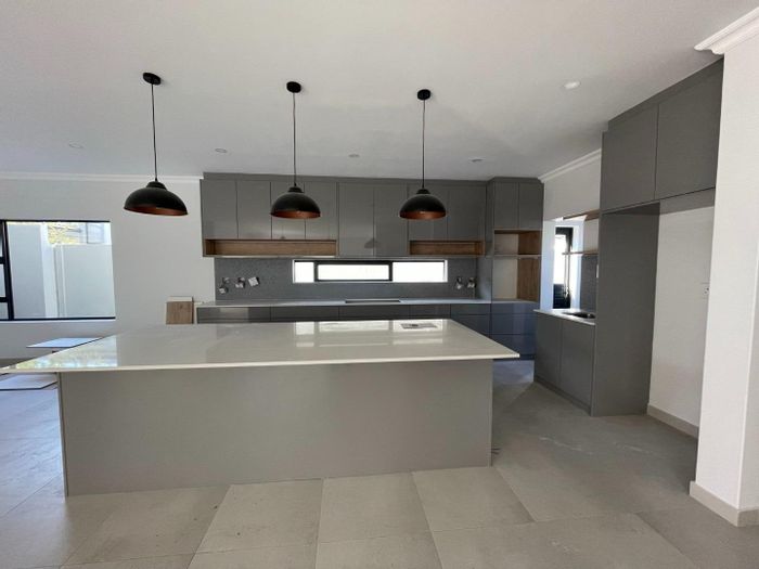 Customizable 4-5 bedroom house with pool and braai room in Sandown, For Sale.