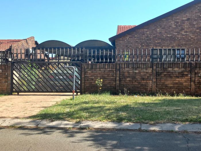Property #2266841, House rental monthly in Alberton Central