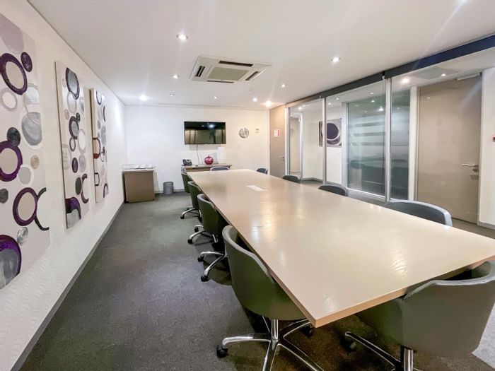 Flexible office space for rent in Sunninghill with shared amenities and parking.