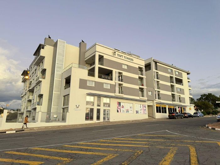 Windhoek Central Apartment To Rent: 2 Bedrooms, WiFi, DSTV, cleaning services included.