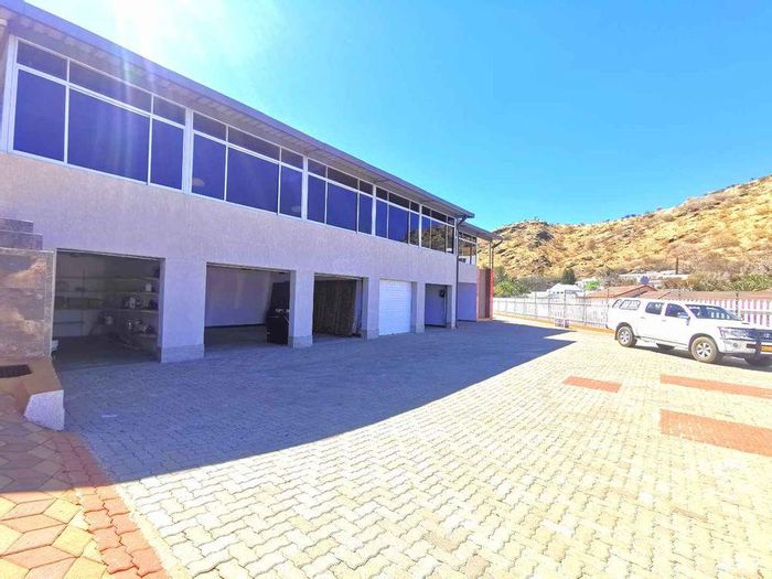 Property #2360773, House For Sale in Klein Windhoek