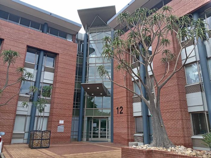Property #2221224, Office rental monthly in Woodmead