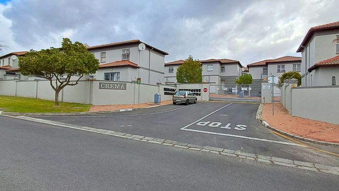 Property #2423870, Townhouse Rental Monthly in Brackenfell South