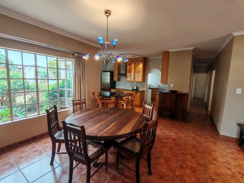 Open plan diningroom