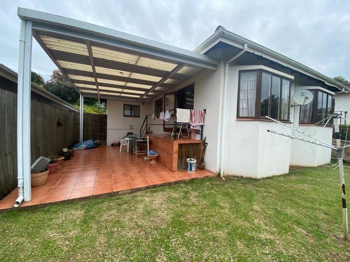 For Sale: 3-Bedroom Townhouse in Waterfall with garden, awning, and convenient access.