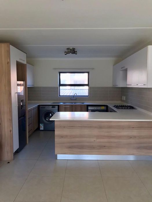 Property #2267933, Apartment rental monthly in Modderfontein