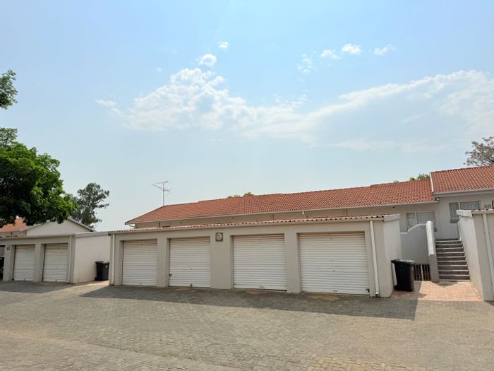 For Sale: Buccleuch Apartment with 2 Bedrooms, Pool, Gardens, and Gautrain Access.