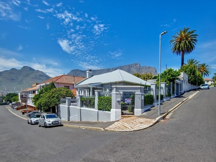 Property #2192422, House sold in Tamboerskloof